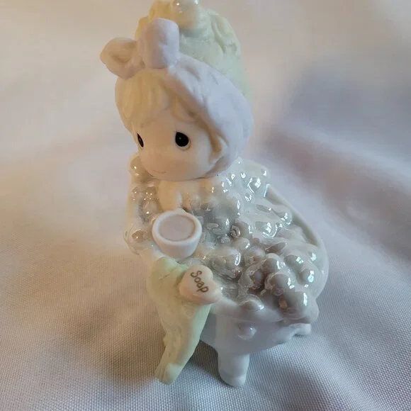Precious Moments 1998 Enesco Porcelain Figurine Soap Bubbles Collectible - Picture 3 of 6